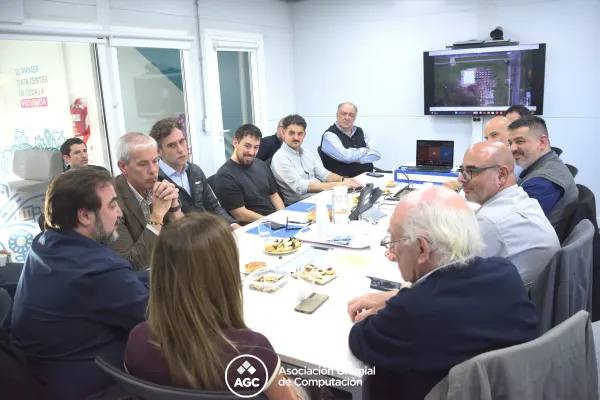 Soberanía Digital en Argentina: el Consejo Asesor del LITAT presentó su primera declaración